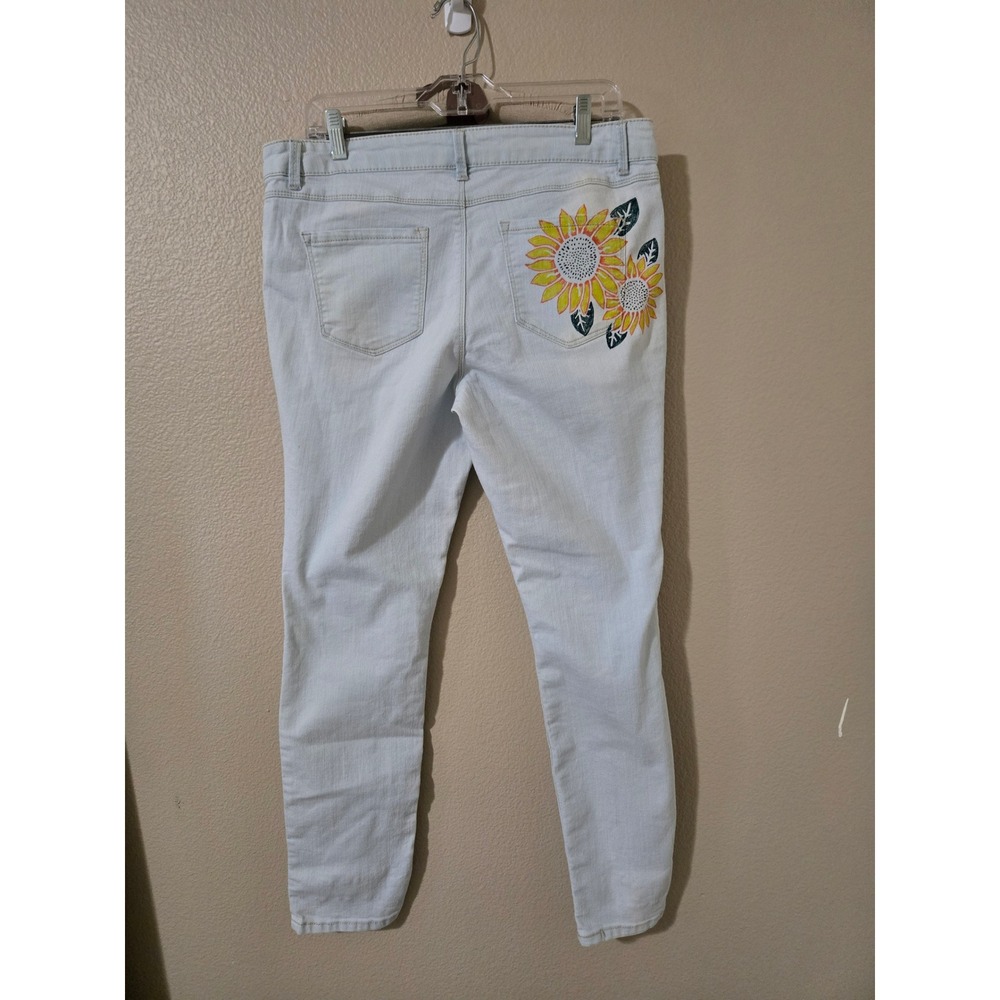 Upcycled d.jeans New York Womens Light Wash Sunflower  Jeans Size xl